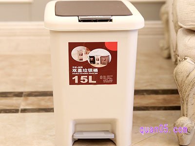有盖垃圾桶的优缺点