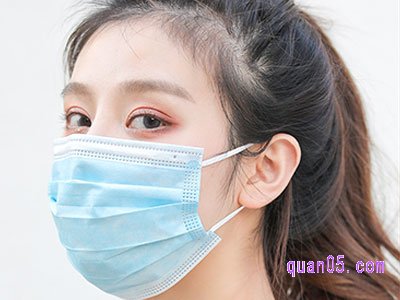 戴反口罩的危害