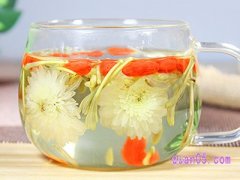 金银花搭配什么一起泡水喝效果好