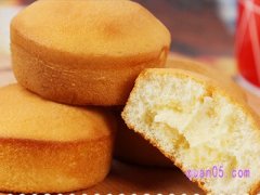 盼盼蛋黄派多少钱一箱？