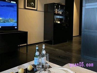 为什么在美团订房间比去店里便宜