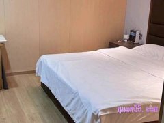 美团上酒店续住不用再登记吧