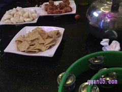 美团团购ktv去了还要收费吗