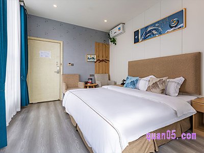 美团【爆款】99元住全国 ，周中酒店1晚通兑房券