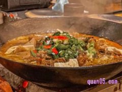 美团美食团购 何喜柱 柱子推荐精品吊锅2-3人仅需59.9元
