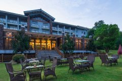 天目湖御水温泉·度假酒店1晚+双人御水温泉+赠双人山水园+赠双人南山竹海95